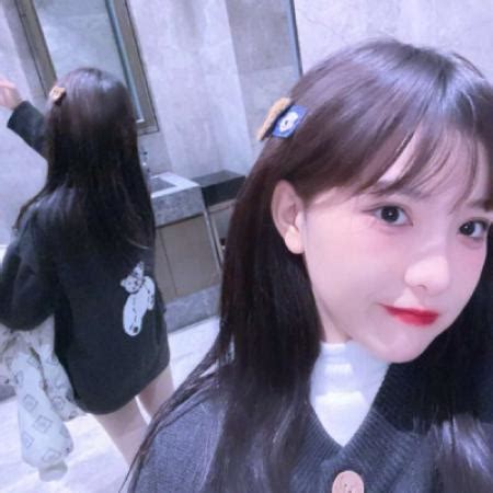 甜美女生潮色头像