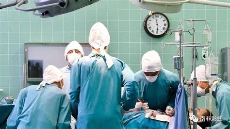 半个世纪前，世界首例心脏移植手术在南非开普敦成功实施_巴纳德