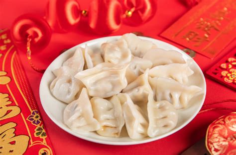 大年初一吃饺子的寓意，吃饺子代表着什么 -民间习俗-生肖网