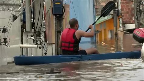 飓风肆虐巴西南部，引发洪灾已致13人死亡_凤凰网视频_凤凰网