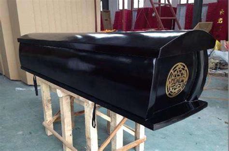 在中国，五种棺材葬五种人，为何还会有红色棺材？