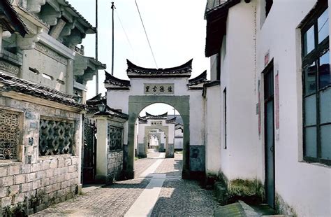 丽水松阳平卿村这座八百海拔的古村，有600多年的历史__财经头条