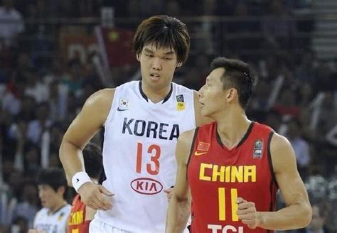中国男篮亚洲劲敌公布世界杯集训名单，被姚明打爆之人再次入选！__凤凰网
