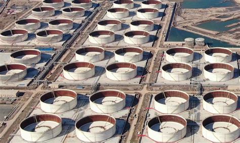 我国一次性建设的最大原油商储库在东营投用 - 鲁企 - 财经频道 - 速豹新闻网