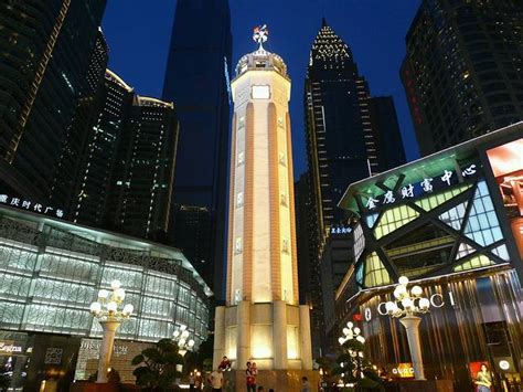 重庆解放碑，已有近80年历史成了重庆的标志_一带
