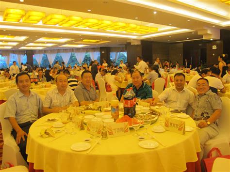 全力以赴，志在参与——2013“青秀杯”商会和非公企业运动会-广西河北商会官网