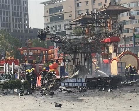 沈阳老北市“爆炸”？实为卖啤酒亭子起火，无人员伤亡