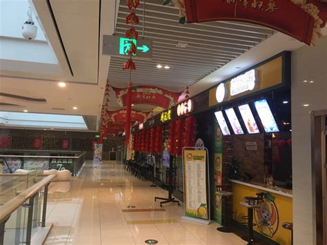 远方：西安“最牛”商场，人气超旺，营业额将冲击百亿，游客都叹为观止 这里是刘小顺的旅行和生活研究所。西安