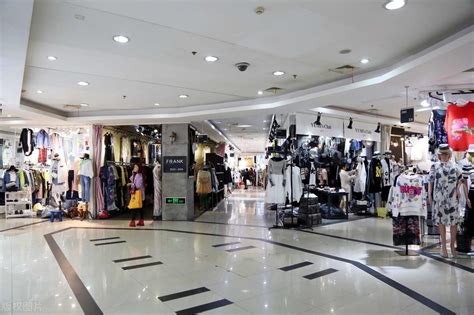 时尚界的“天神之战” - 广州白马服装市场