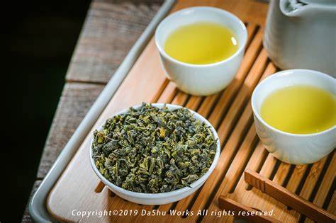 铁观音茶余巧用：漱口、护肤、枕头的多重功效