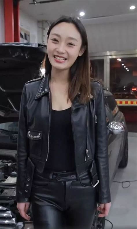 抖音玩车女神个人资料简介与宛如是同一人 玩车女神微博生活照 .
