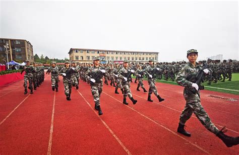 滁州市示范性综合实践基地圆满承办市第二中学新生军训工作_滁州市教育体育局