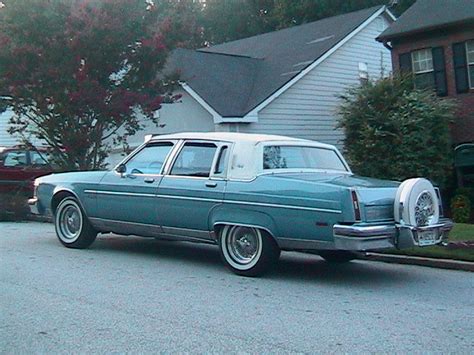 Oldsmobile 98 - Information and photos - MOMENTcar