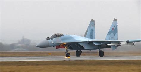 当美国以为火炮就能满足乌克兰时，乌克兰空军已经盯上了F-16|乌克兰|战斗机|空军_新浪新闻