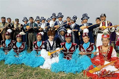 甘肃阿克塞哈萨克族民族风情展演精彩纷呈|甘肃|哈萨克族|阿克塞_新浪新闻