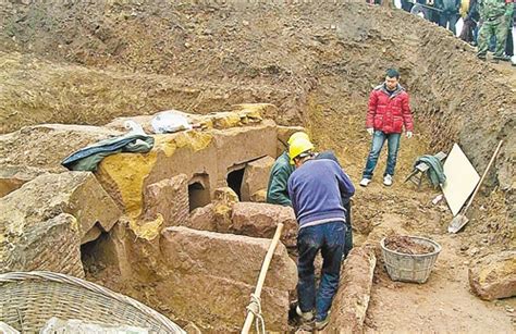 连云港丹霞村挖井挖出西汉古墓 - 神秘的地球 科学|自然|地理|探索