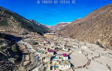 川藏线西藏昌都市芒康县如美镇是重庆援建的，看看啥样子
