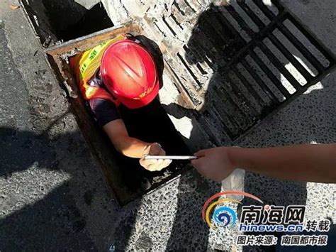 西安一3岁男孩掉入下水道被冲走！孩子父亲：我想去救，但井口太小_手机新浪网