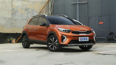 起亚小型SUV奕跑正式下线 预计8月上市_凤凰网汽车_凤凰网