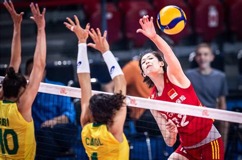 女排世联赛 土耳其队3比1淘汰泰国队晋级四强_手机新浪网