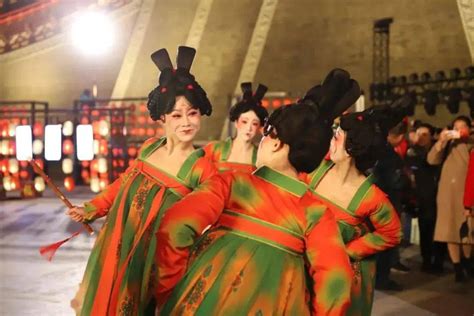 央媒集中评论盛赞《唐宫夜宴》：从传统画卷中奏出的文化强音-大河号-大河网