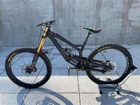 YT’s new Capra Core 1 is a low-cost enduro sled - MBR