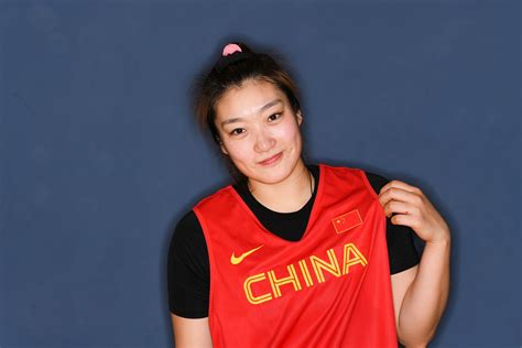 李梦全场62分6篮板4抢断，她是中国女篮的“勒布朗梦”_读特新闻客户端