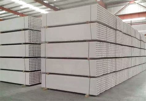 新型轻质隔墙板生产设备 厂家 - 公司动态 - 河南玛纳建筑模板有限公司
