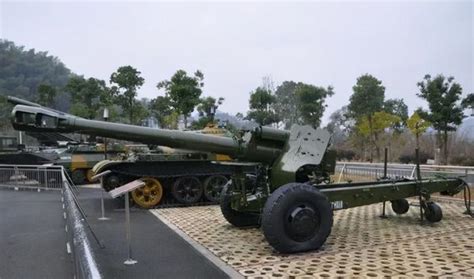 无上的火力追求（4）60式122毫米加农炮
