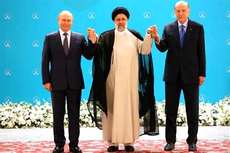 普京访伊朗 出席三方会谈讨论叙利亚问题_凤凰网视频_凤凰网