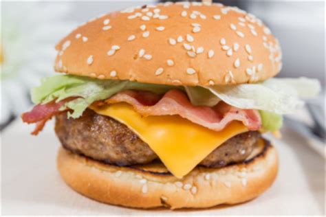 国内汉堡品牌排行榜：堡嗝在榜，派乐汉堡第二-排行通