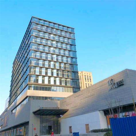 上海长宁国际发展广场-Aedas-办公建筑案例-筑龙建筑设计论坛