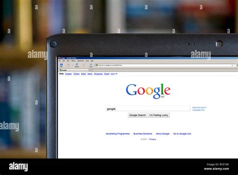 Google uk search engine hi-res stock photography and images - Alamy