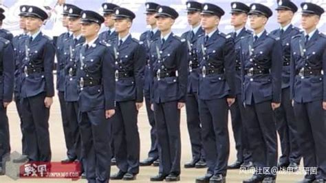 从大头绿衣到全天候蓝色制服——香港警队警察制服的变迁_风闻