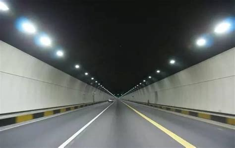 宜昌养护片区特长隧道亮化工程全面完工 - 项目动态 - 湖北长江路桥有限公司