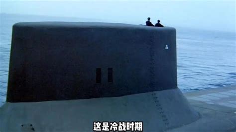 《猎杀红色十月》美军军官坐小艇登上苏联核潜艇，场面一度尴尬_电影_高清1080P在线观看平台_腾讯视频