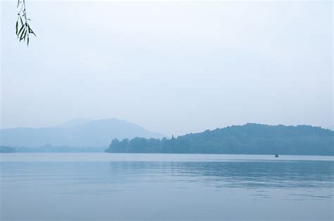 赞美西湖的诗句 - 业百科