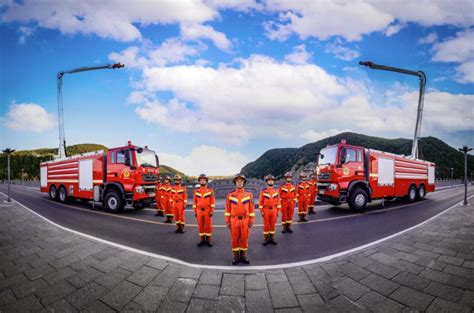 应急管理部增援安徽消防救援队伍召开“学英模、比奉献”主题活动视频交流会