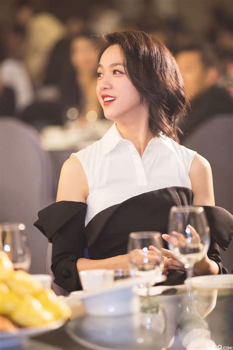 汤唯凭《分手的决心》获第42届韩国影评奖最佳女主角|分手的决心|汤唯|朴海日_新浪新闻