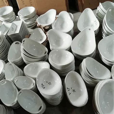 厂家直销便宜陶瓷盘子 低价处理库存纯白色陶瓷盘 酒店用瓷盘批发-阿里巴巴