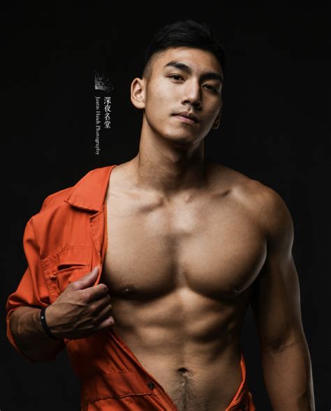 中国国产肌肉男台湾运动员肌肉男模张尚勇 中国 台湾 健身迷网