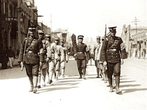 历史上的今天11月20日_1925年冯玉祥与奉军郭松龄签订密约七条，发动反奉战争。