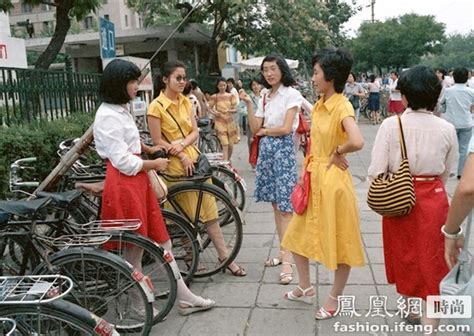 80年代中国街拍美女 - 倾城网
