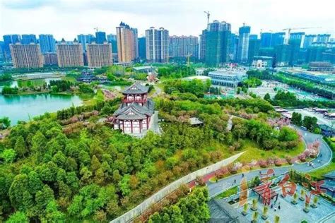 成都青白江：发挥公园城市示范区建设作用 助力实现“双碳”目标|界面新闻