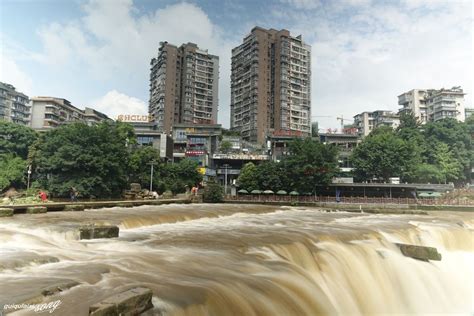 【中国唯一的城市天然瀑布--自贡平桥瀑布摄影图片】风光摄影_归去来兮song_太平洋电脑网摄影部落