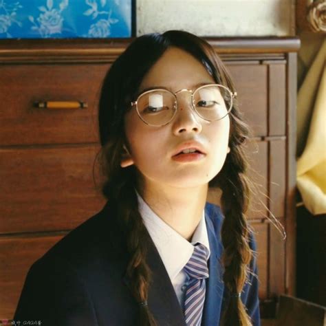 《NANA》小松奈奈头像图片