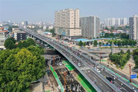 通沙路(解放东路—江海路)跨铁路标段下部结构全部完成 预计年内竣工通车