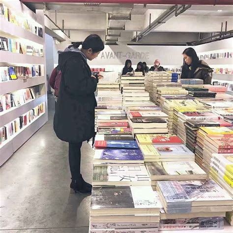 北京值得一去的八家书店，设计精美有文化，每一处都是心灵的港湾_布里克