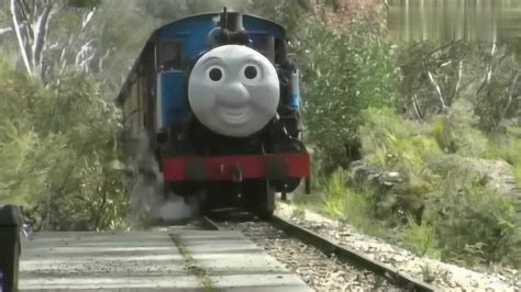 蠢萌的蒸汽小火车，没想到声音还挺有劲的，厉害了！_腾讯视频