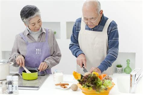 食疗：预防高血压、高血脂、糖尿病，中老年人该吃什么对身体好？